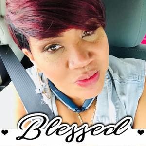 Meet your Posher, Kym